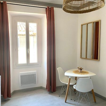 Le Studio En Provence Saint Didier  Eksteriør billede